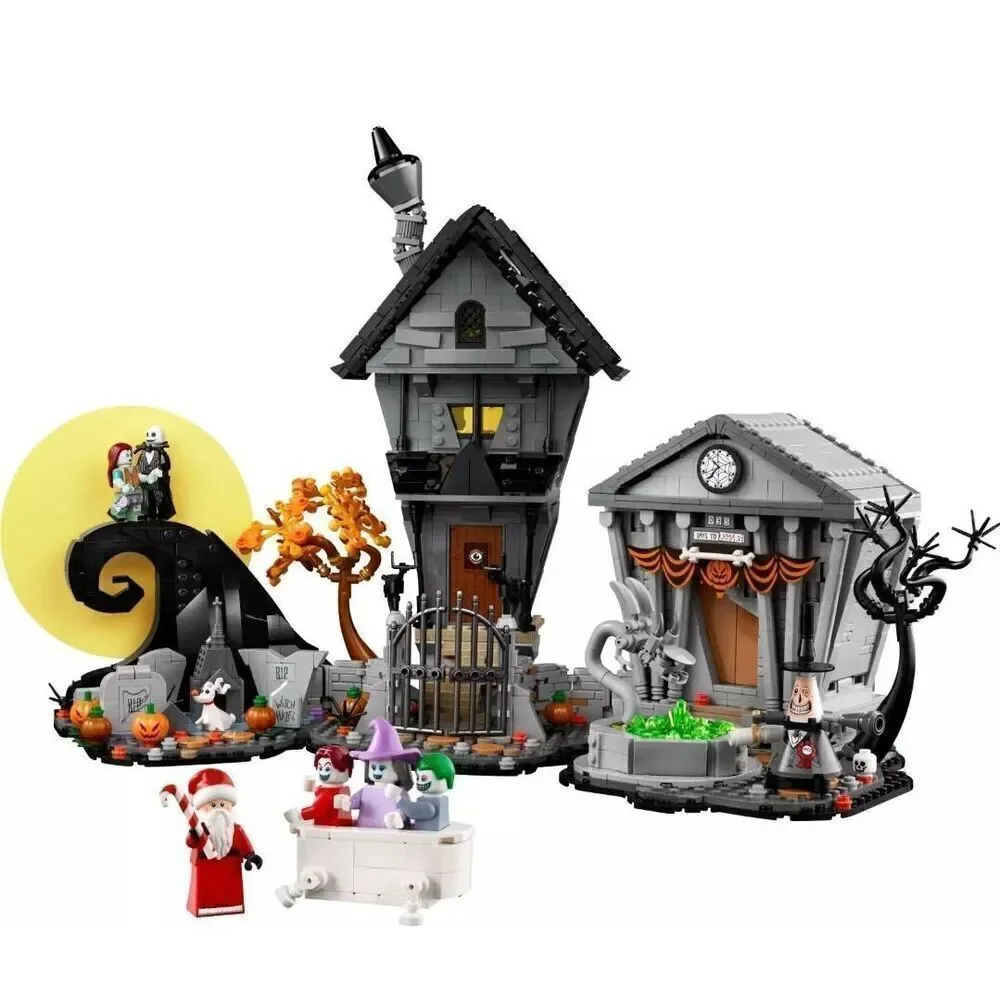Nightmare Before Christmas Lego Set Disney Tim Burton LEGO 21351 - Picture 7 of 8
